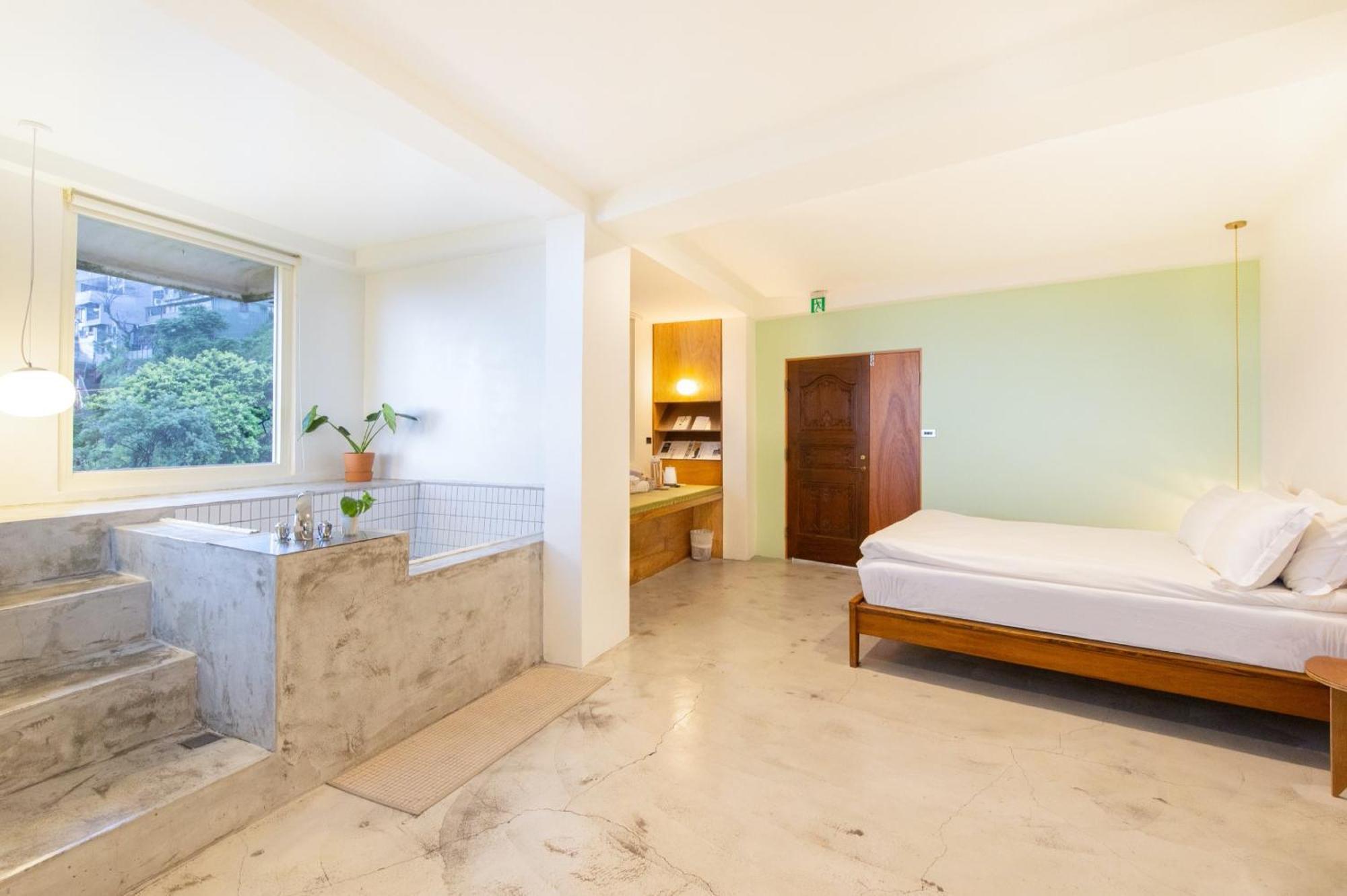 Owlstay Jiufen Green Ray - 故事所 山中夢遊 九份綠光 Room photo